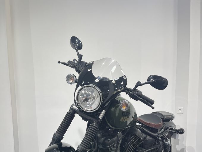YAMAHA XV 950 BOLT 4