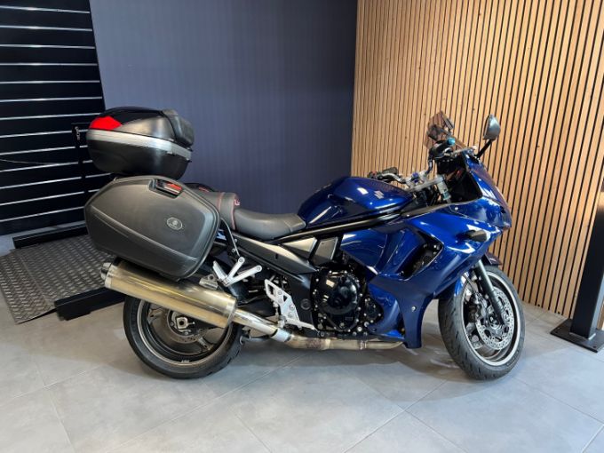 SUZUKI GSX FA 1250 4