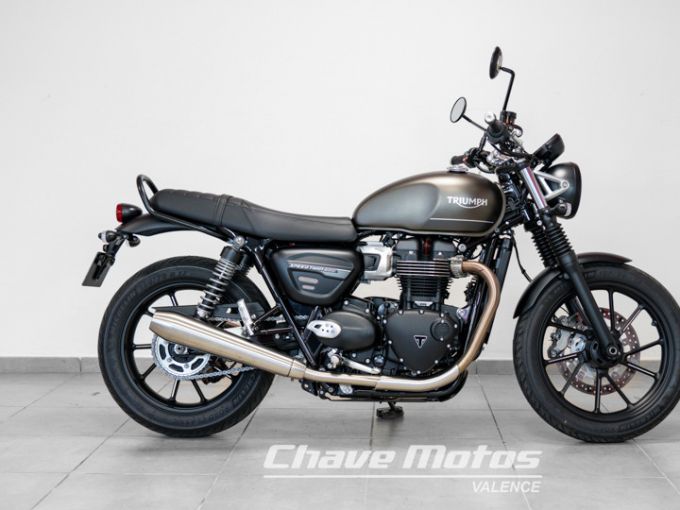 TRIUMPH SPEED TWIN 900 4