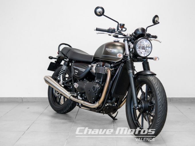 TRIUMPH SPEED TWIN 900 4