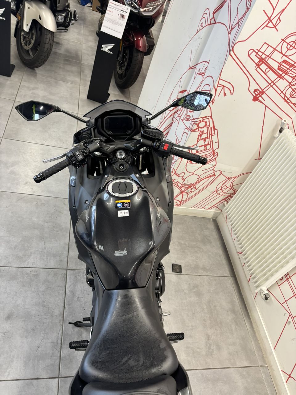 KAWASAKI NINJA 650 4