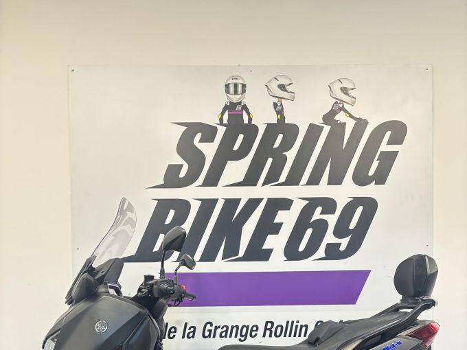 YAMAHA XMAX 125 4