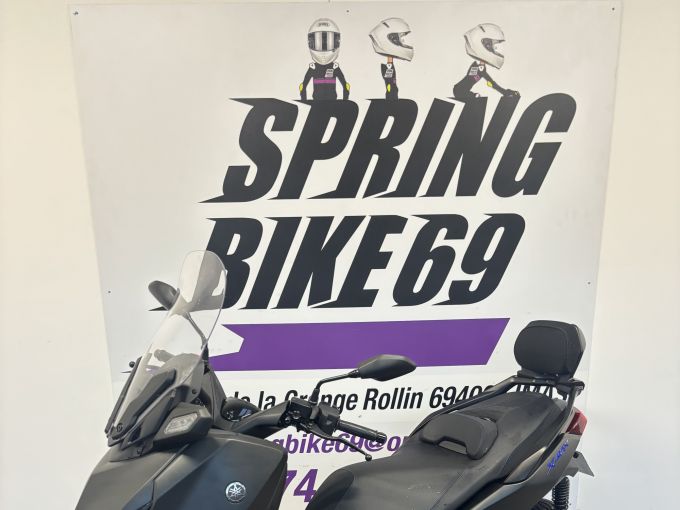 YAMAHA XMAX 125 4