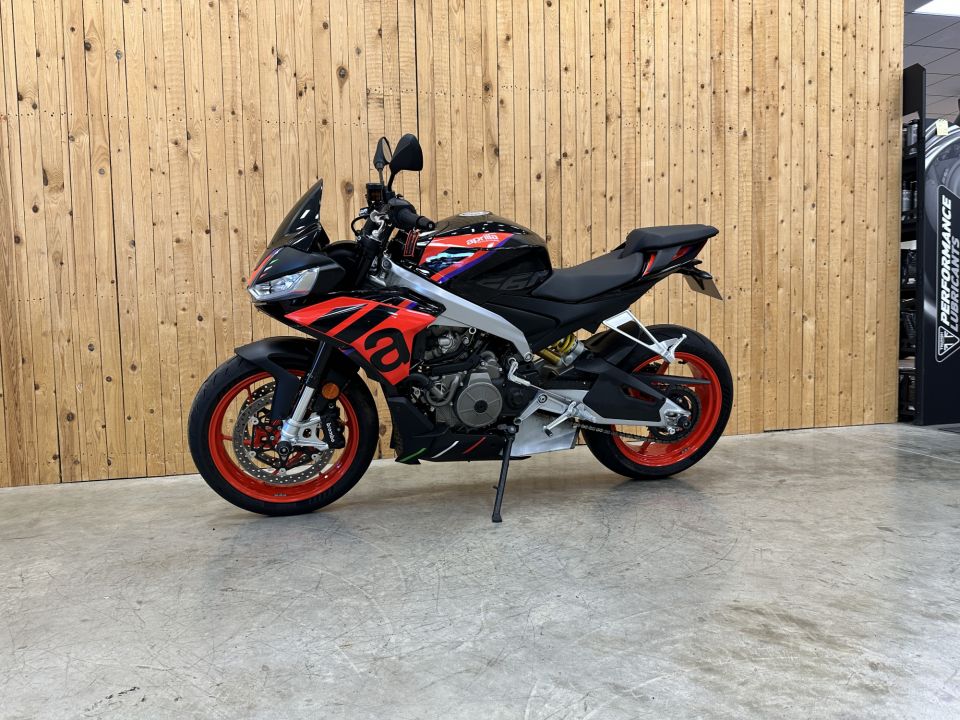 APRILIA TUONO 660 FACTORY 4