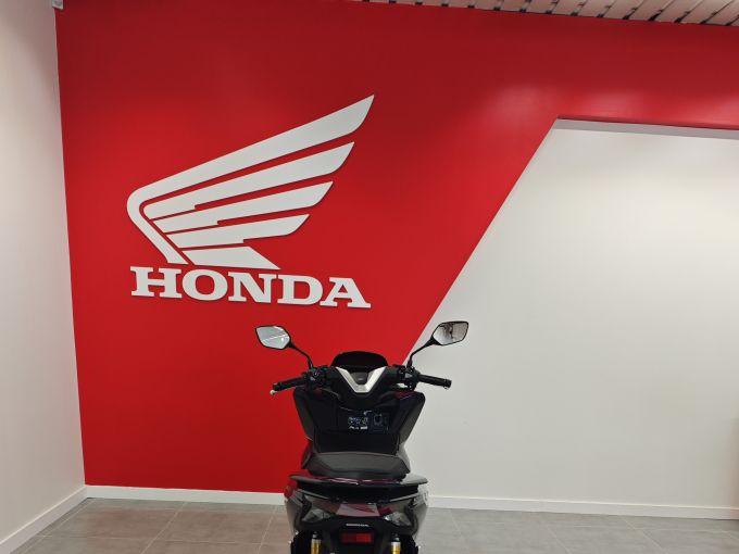 HONDA PCX 125 4