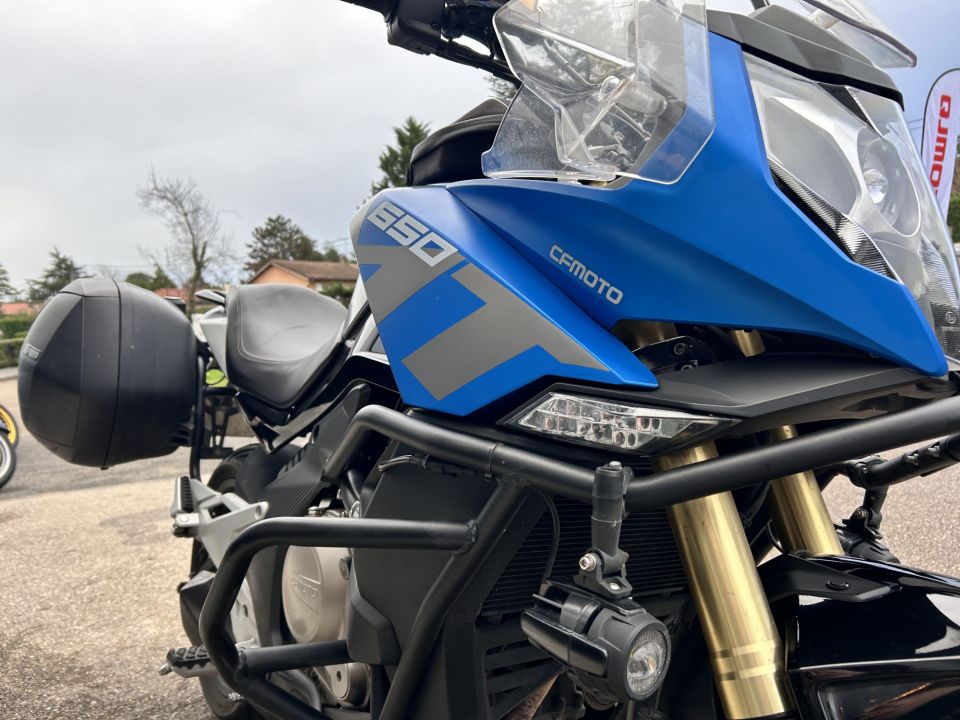 CF MOTO MT 650 4