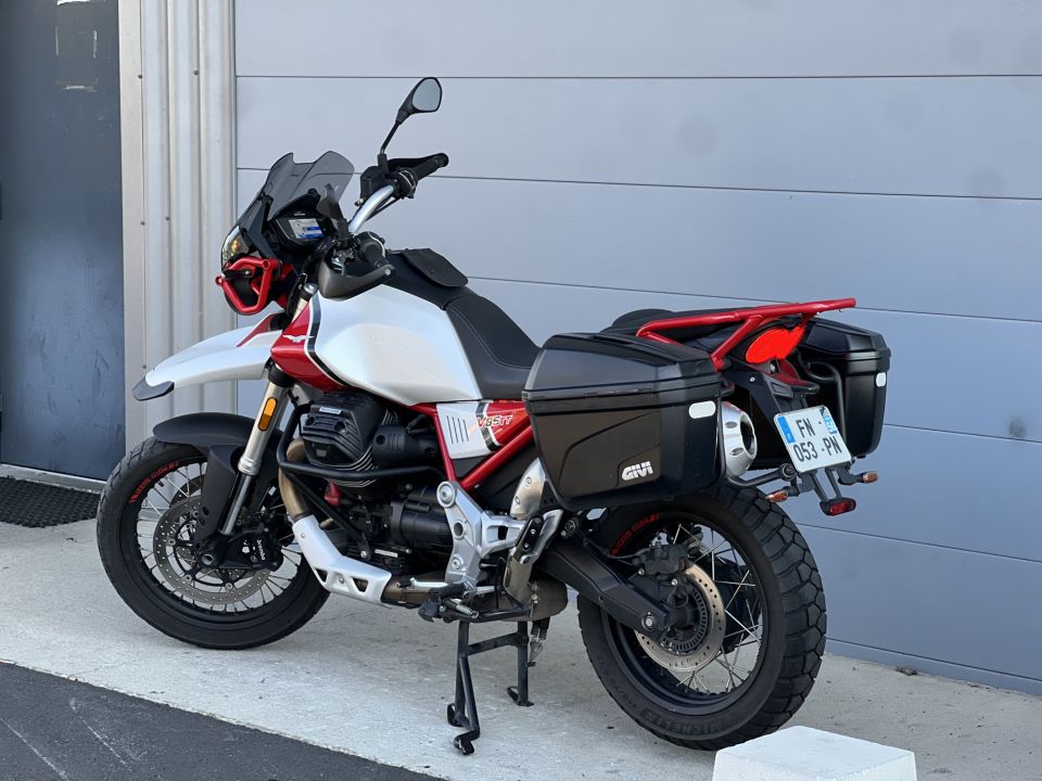 MOTO GUZZI V85 TT 850 4