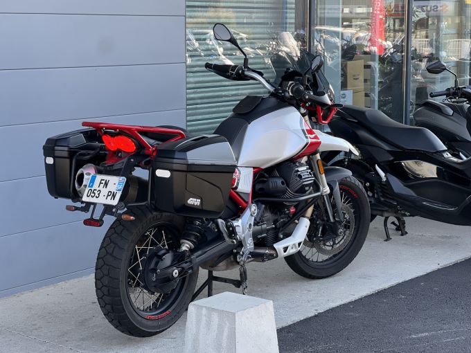 MOTO GUZZI V85 TT 850 4