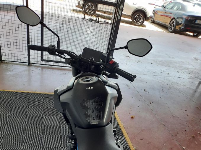 SUZUKI GSX-8S A2 4