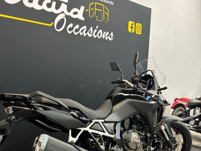 SUZUKI V-STROM 800SE 4