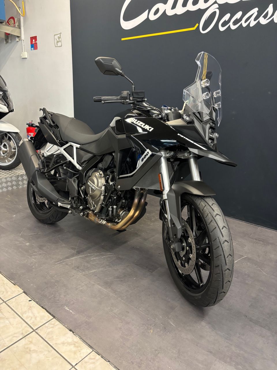 SUZUKI V-STROM 800SE 4