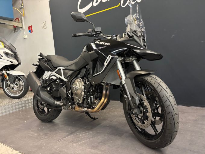 SUZUKI V-STROM 800SE 4