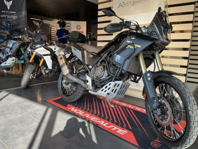YAMAHA XTZ TENERE 700 4