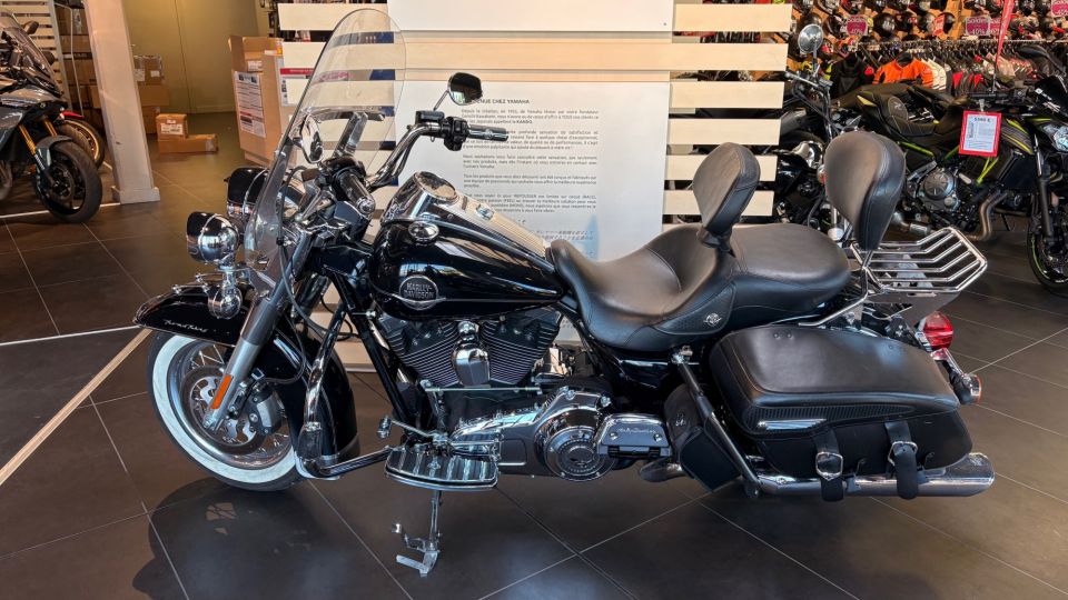 HARLEY-DAVIDSON TOURING ROAD KING 1584 CLASSIC 4