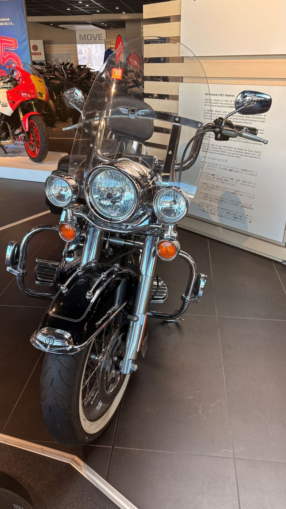 HARLEY-DAVIDSON TOURING ROAD KING 1584 CLASSIC 4