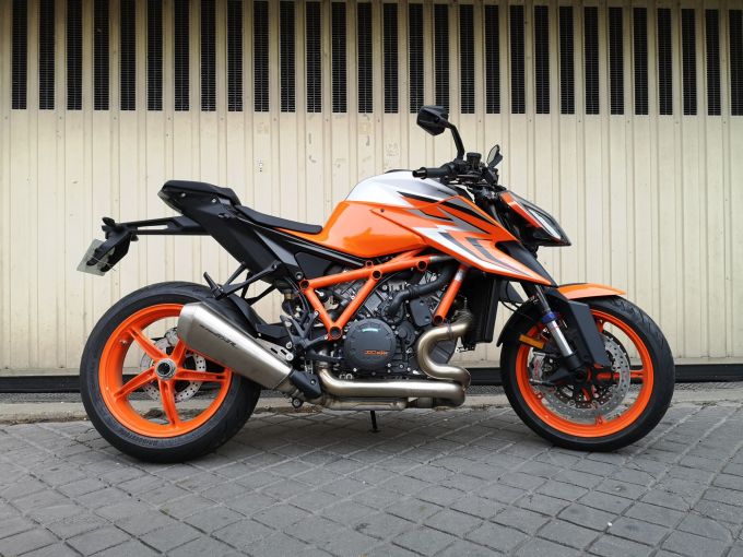 KTM 1290 SUPER DUKE R EVO 4