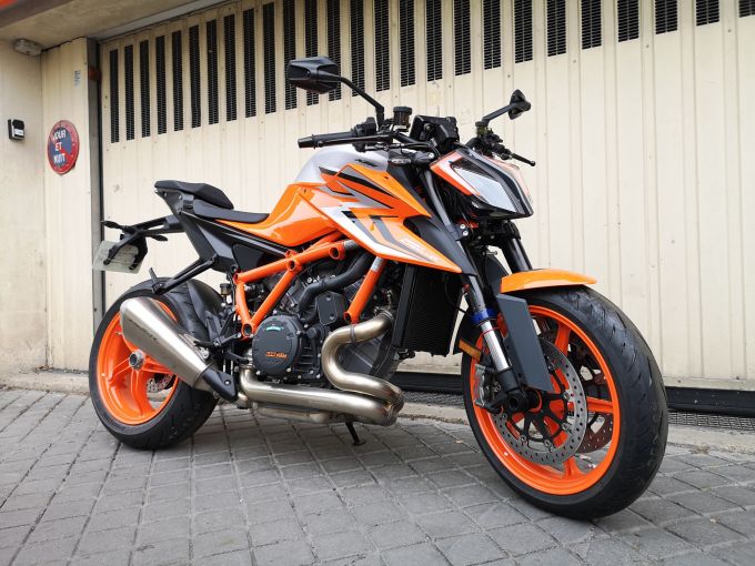 KTM 1290 SUPER DUKE R EVO 4