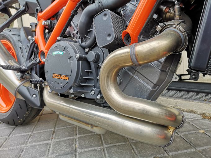KTM 1290 SUPER DUKE R EVO 4