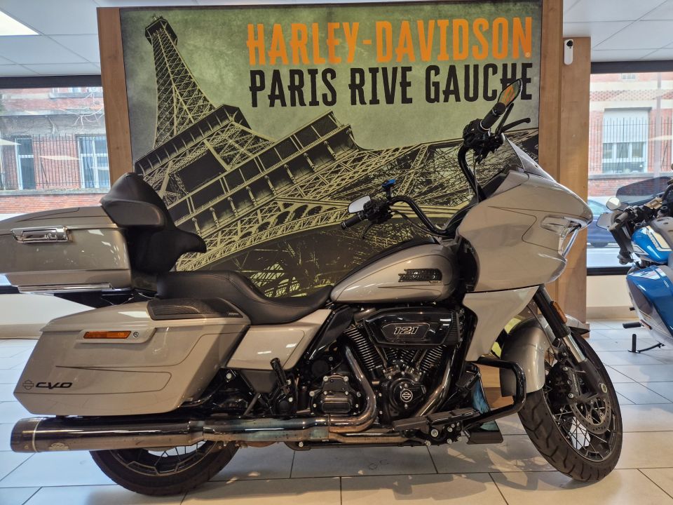 HARLEY-DAVIDSON TOURING ROAD GLIDE 1923 CVO 4