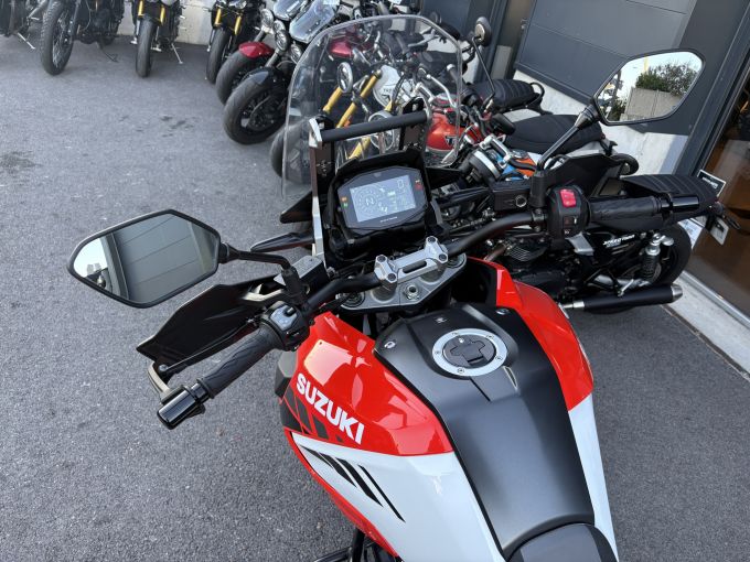 SUZUKI DL V-STROM 1050 4