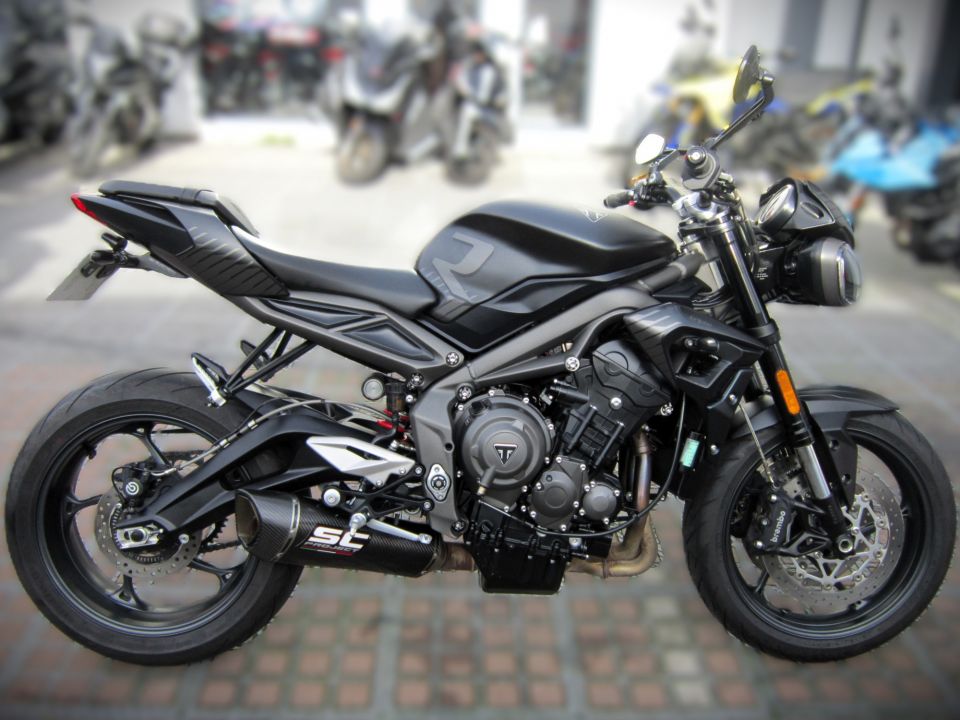 TRIUMPH STREET TRIPLE 765 R 4