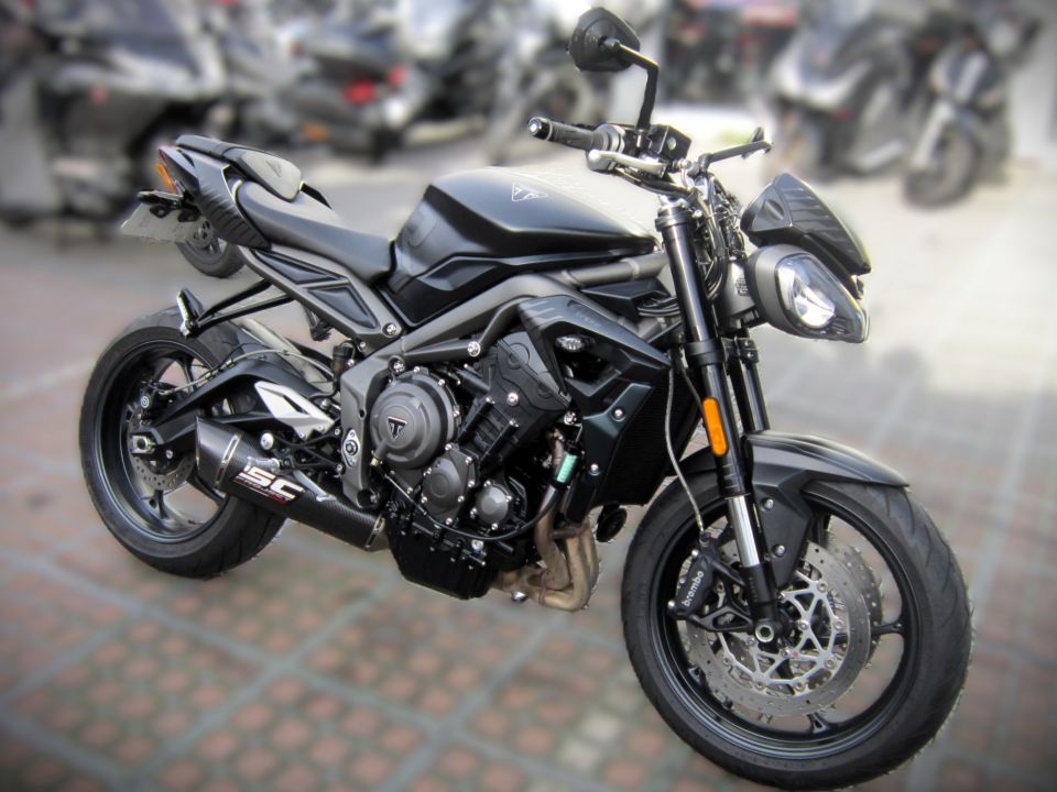 TRIUMPH STREET TRIPLE 765 R 4