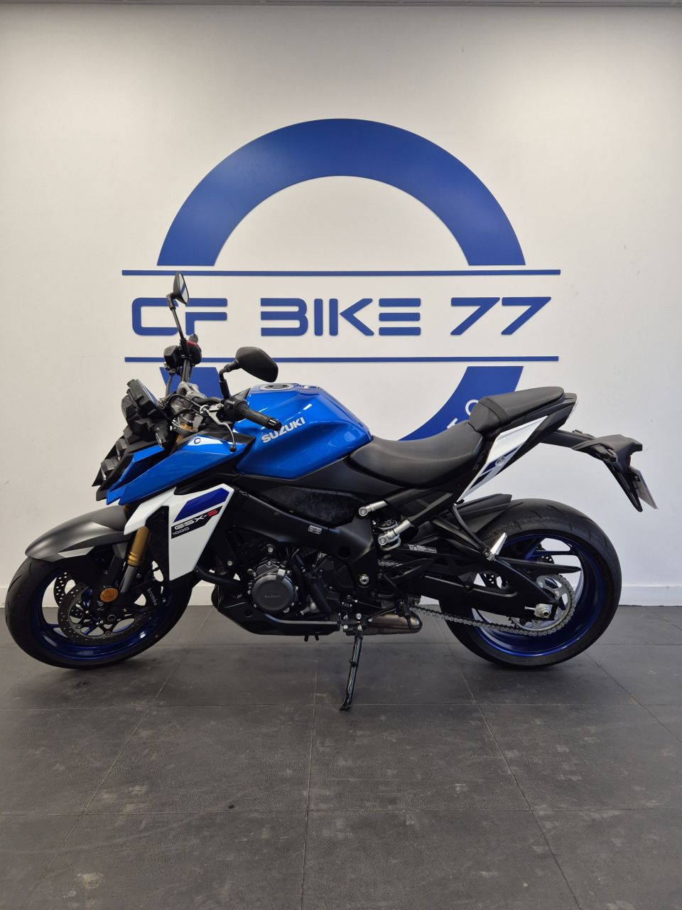 SUZUKI GSX-S 1000 ABS 4