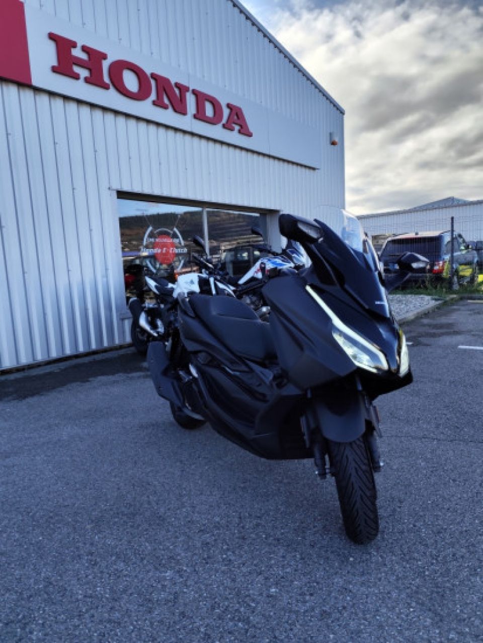 HONDA FORZA 125 ABS 4