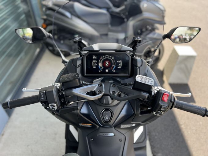 YAMAHA XP T-MAX 560 4