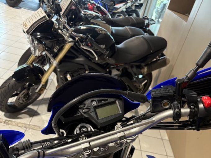YAMAHA XT 660R 4