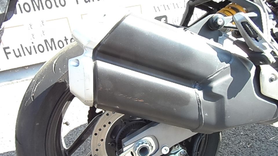 DUCATI MONSTER 821 4