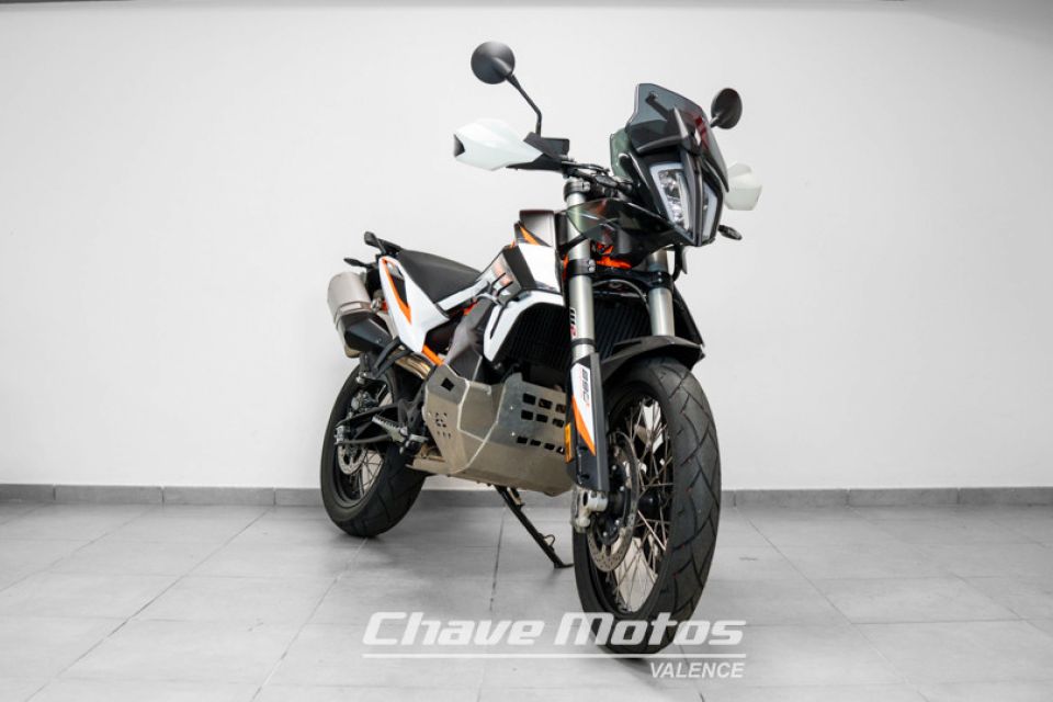 KTM 890 ADVENTURE 4