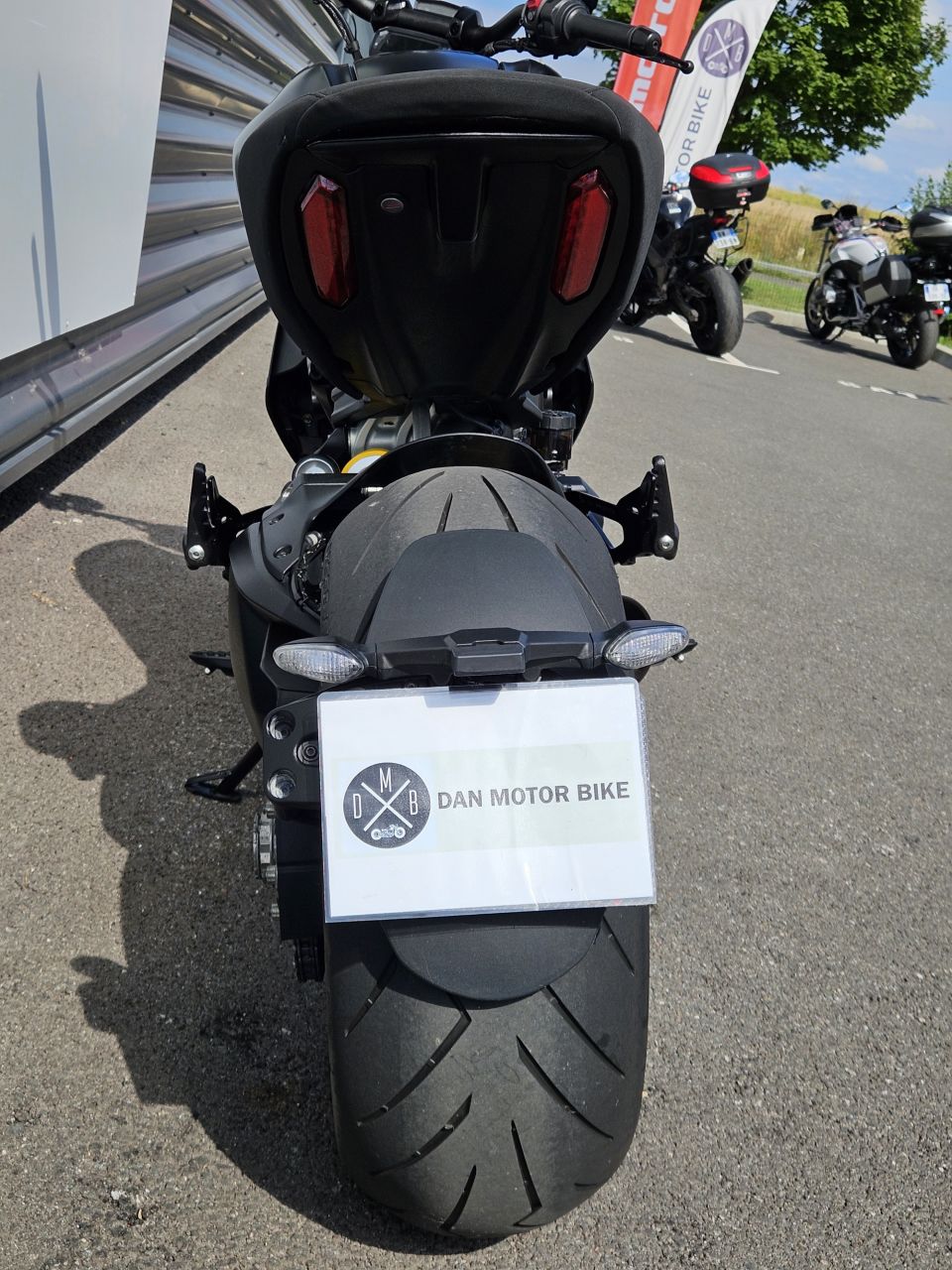 DUCATI DIAVEL DARK 4