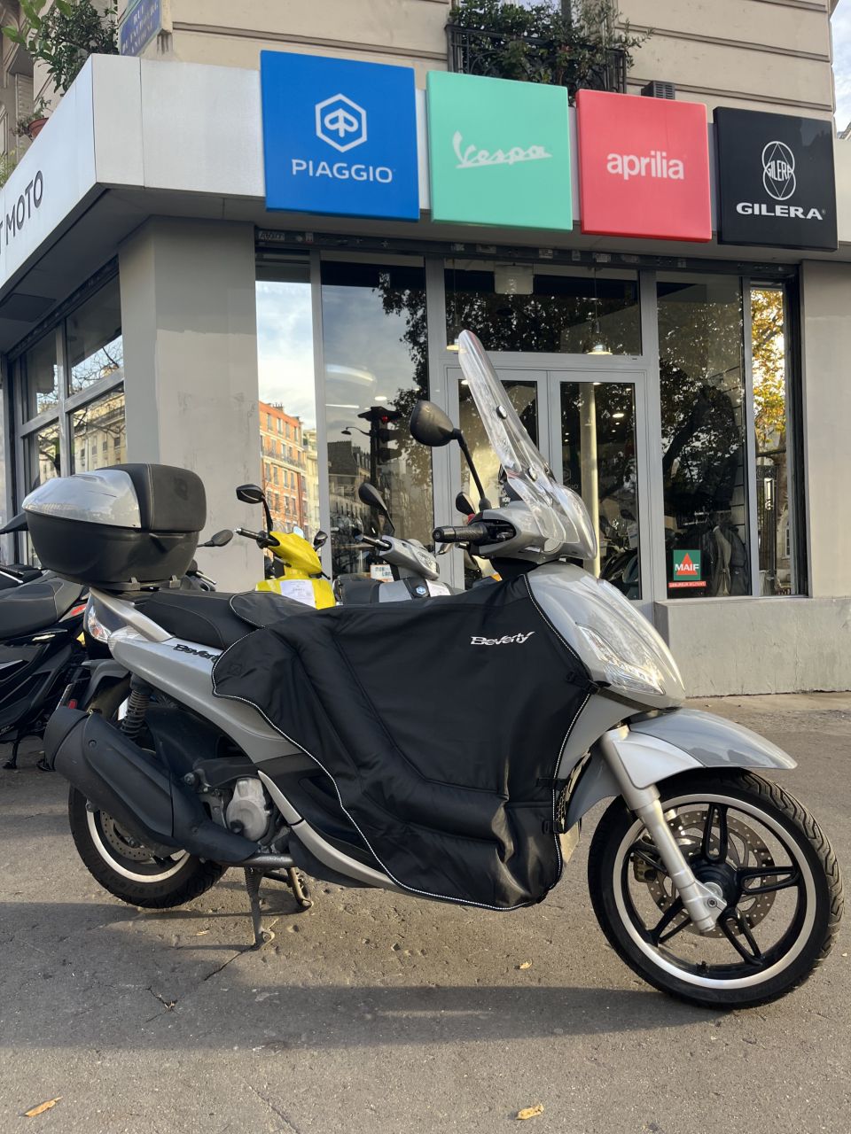PIAGGIO BEVERLY 350 4