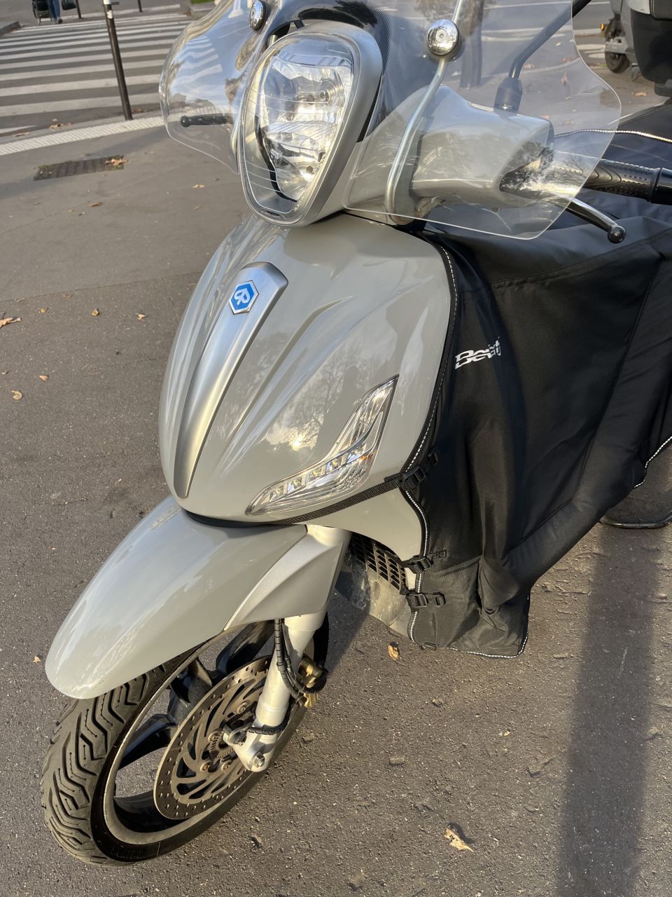 PIAGGIO BEVERLY 350 4