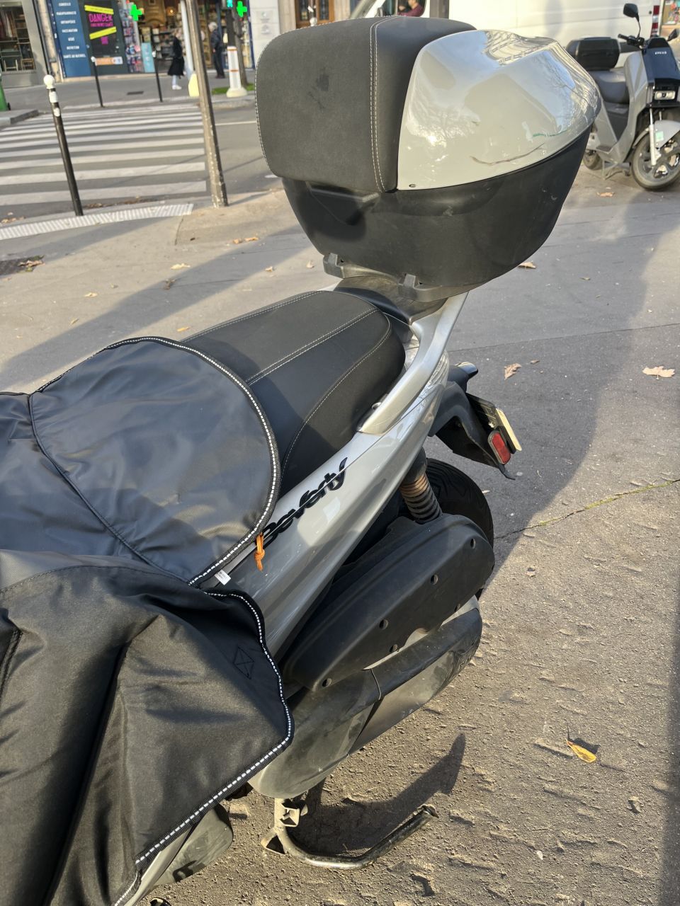 PIAGGIO BEVERLY 350 4