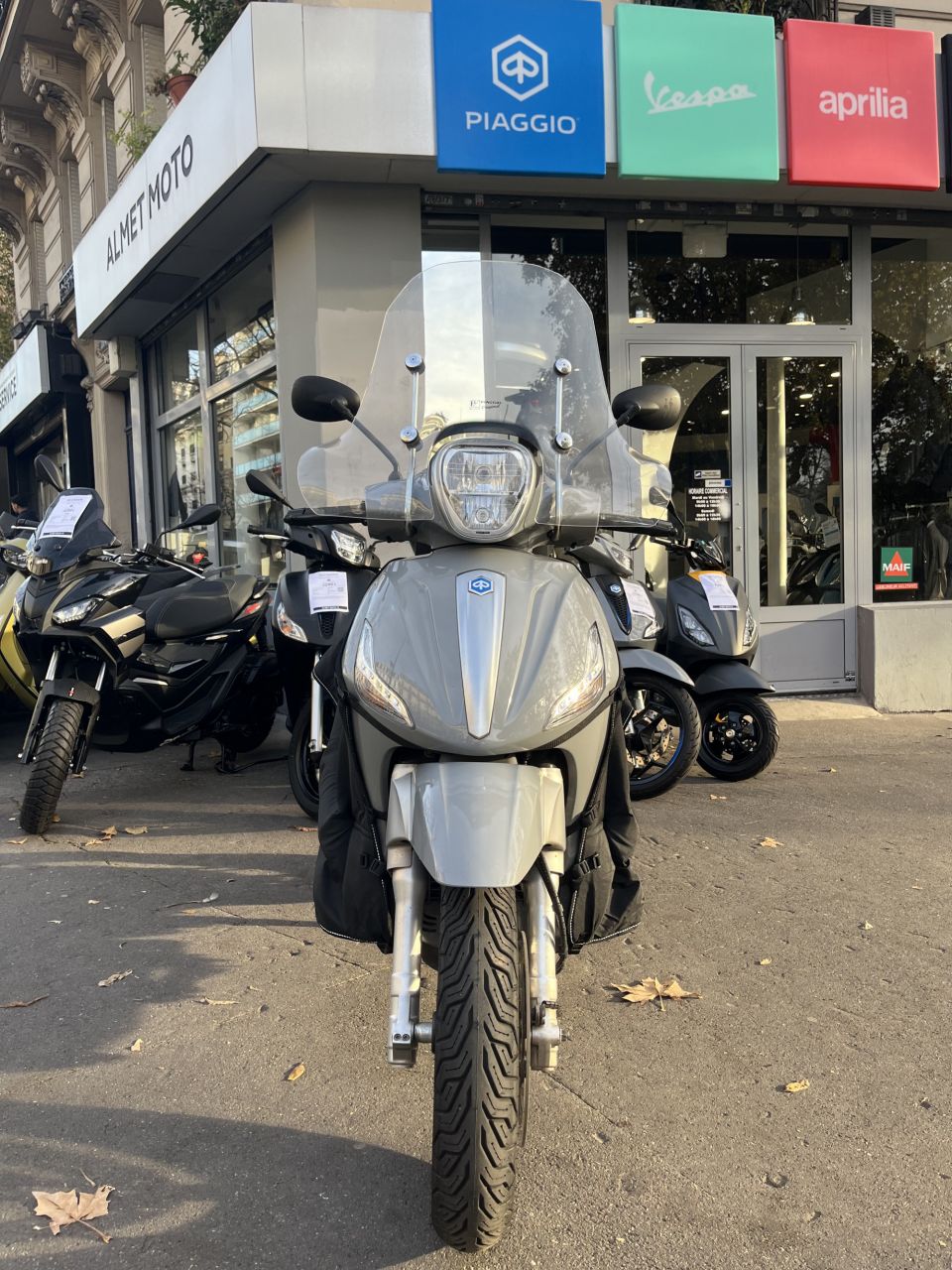 PIAGGIO BEVERLY 350 4