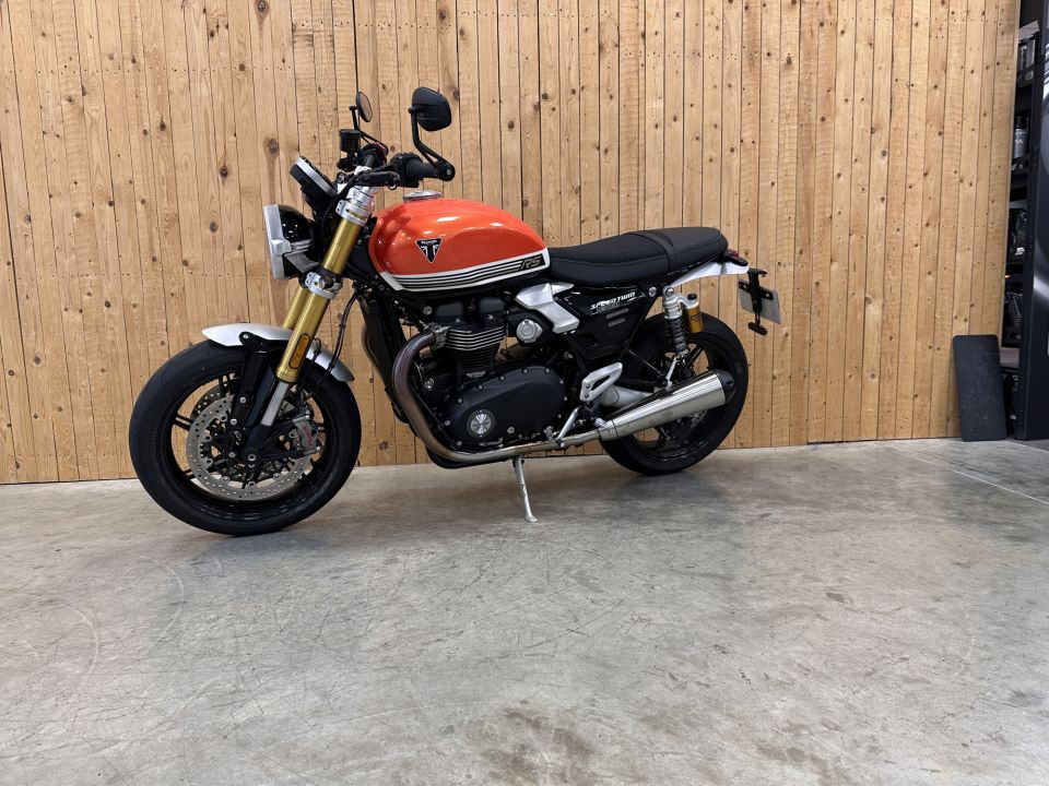 TRIUMPH SPEED TWIN 1200 4