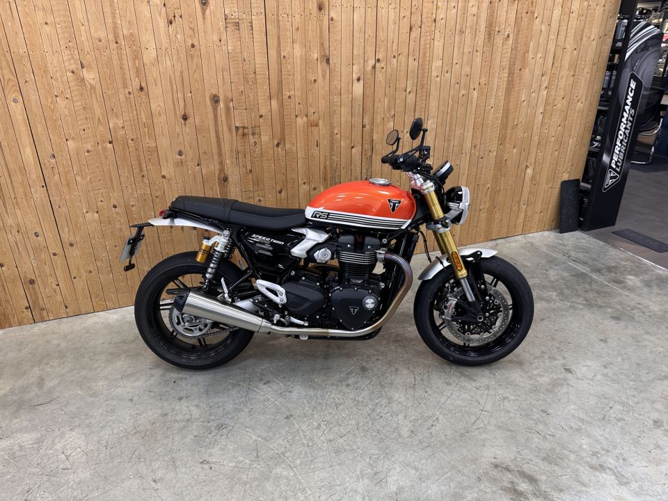 TRIUMPH SPEED TWIN 1200 4