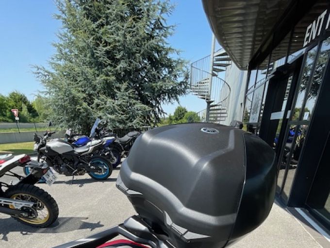 YAMAHA XMAX 300 4