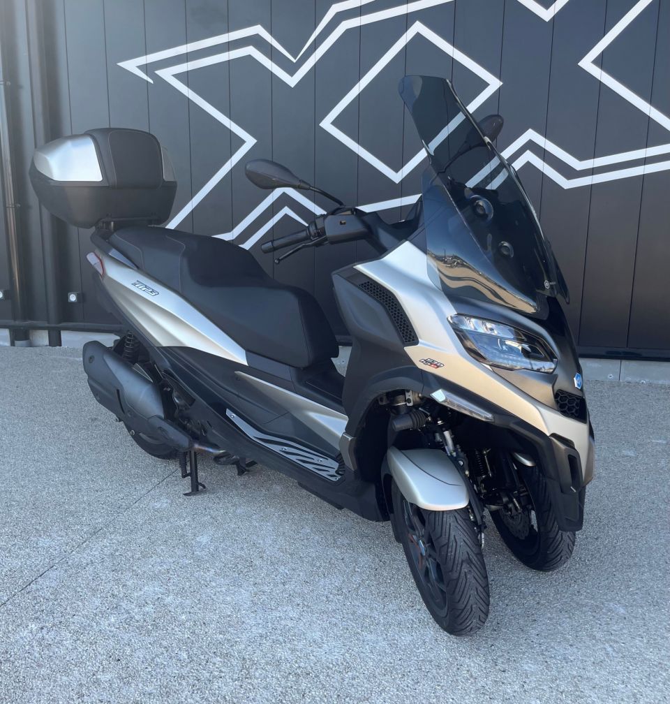 PIAGGIO MP3 530 HPE EXCLUSIVE 4
