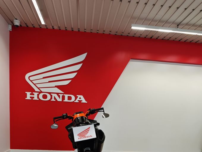 KTM 890 DUKE 4