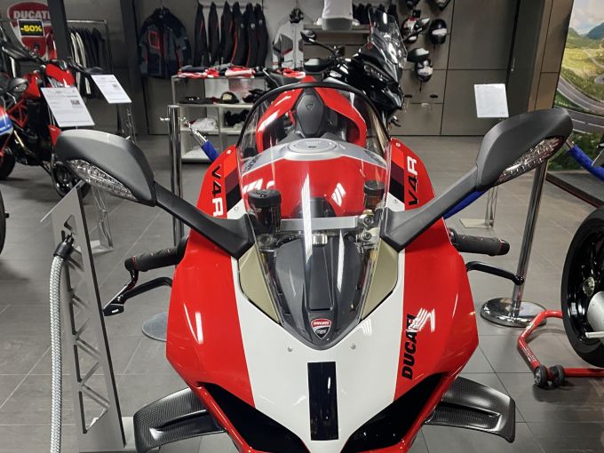 DUCATI PANIGALE 1103 V4 4