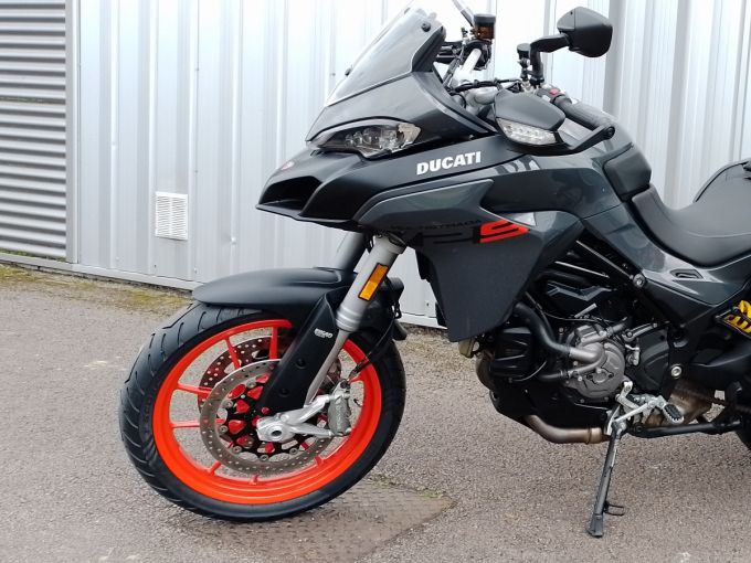 DUCATI MULTISTRADA V2S 4