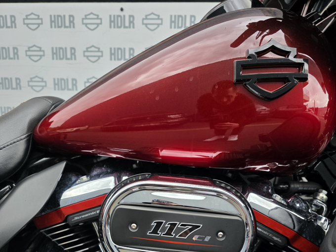 HARLEY-DAVIDSON TOURING ELECTRA GLIDE 1923 ULTRA CVO 4