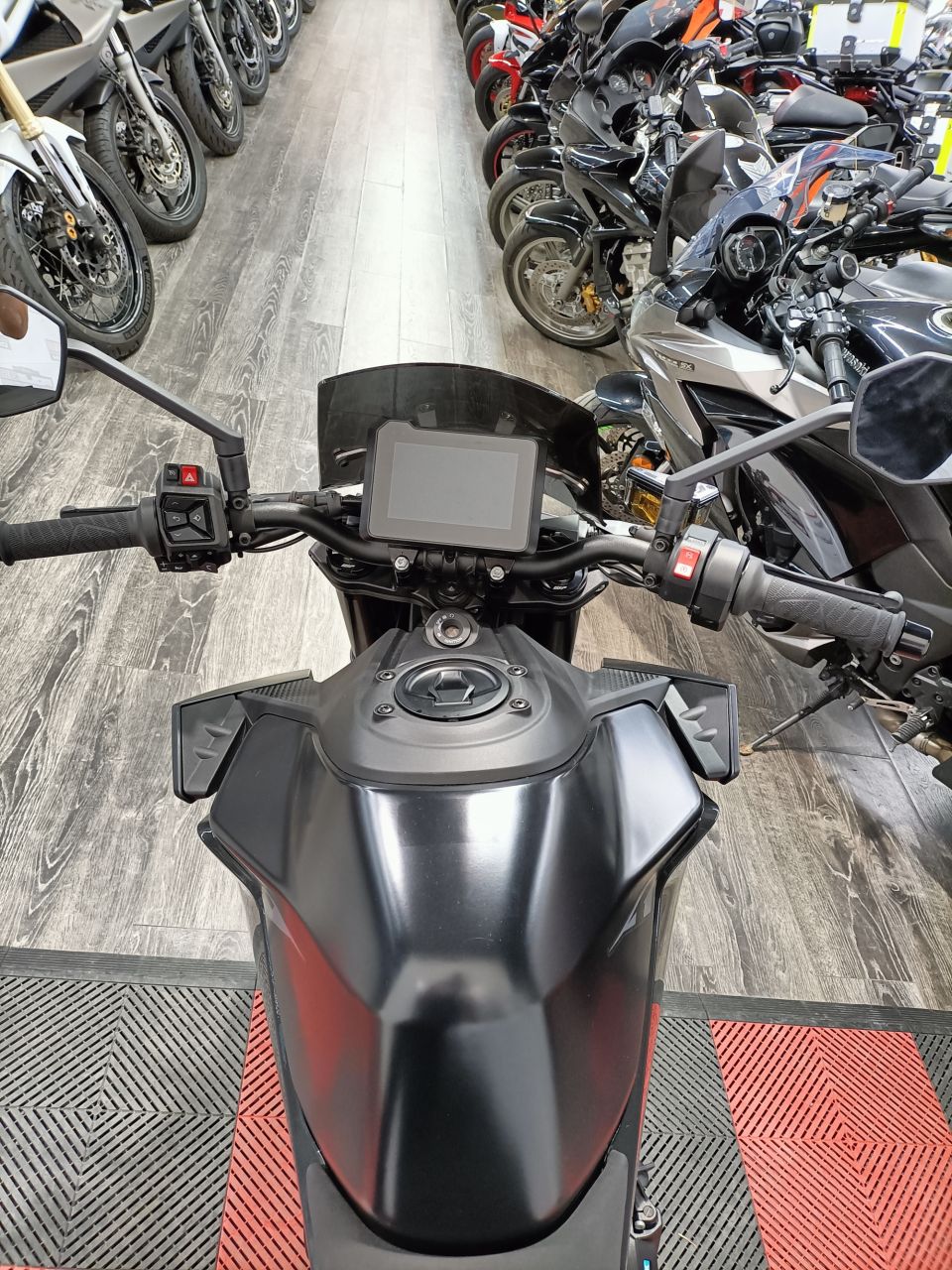 KTM 990 DUKE 4