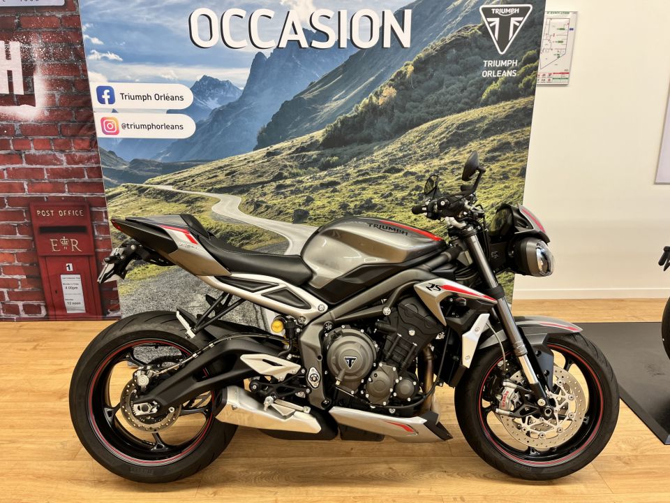 TRIUMPH STREET TRIPLE 765 RS 4