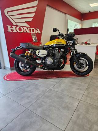 YAMAHA XJR 1300 - 2016