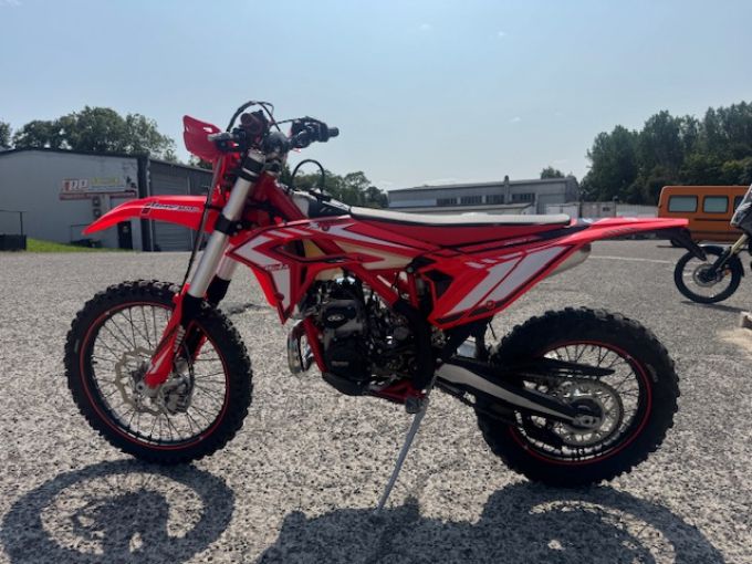 BETA XTRAINER 300 4
