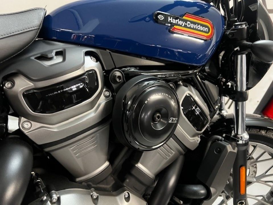 HARLEY-DAVIDSON SPORTSTER NIGHTSTER 975 SPECIAL 4